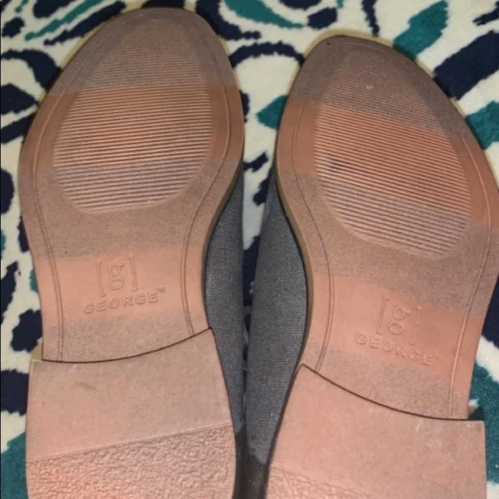 Dress shoes